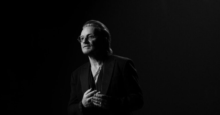 Apple-Movie-Guide-Culture-Bono_Stories_Of_Surrender_Photo_0104.jpg