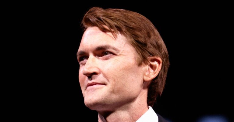 Ross-Ulbricht-30M-Dollars-Security-2217738260.jpg